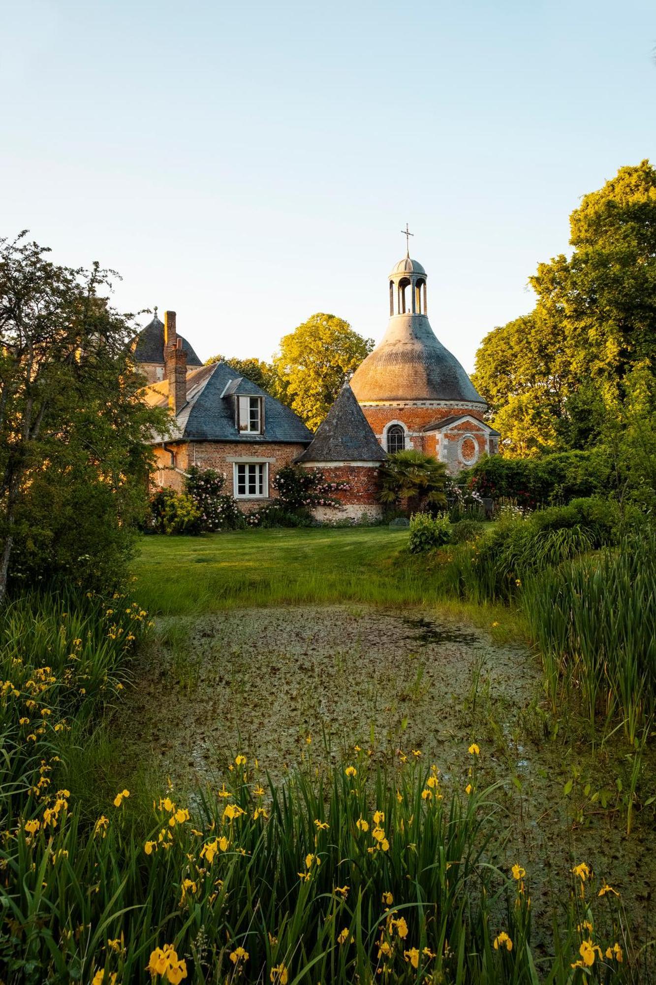 Le Chateau De Bonnemare - Bed And Breakfast Radepont Kültér fotó