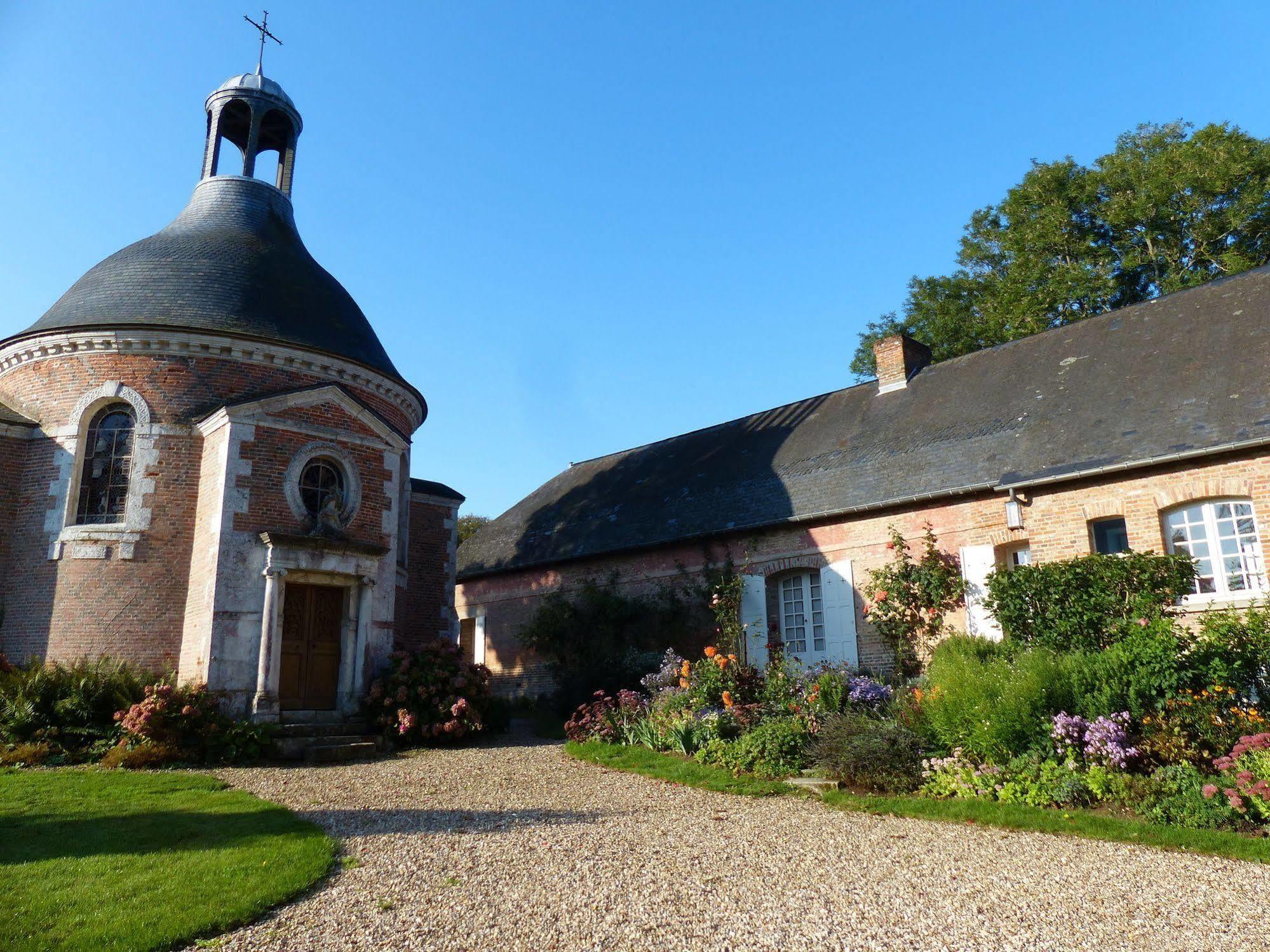 Le Chateau De Bonnemare - Bed And Breakfast Radepont Kültér fotó